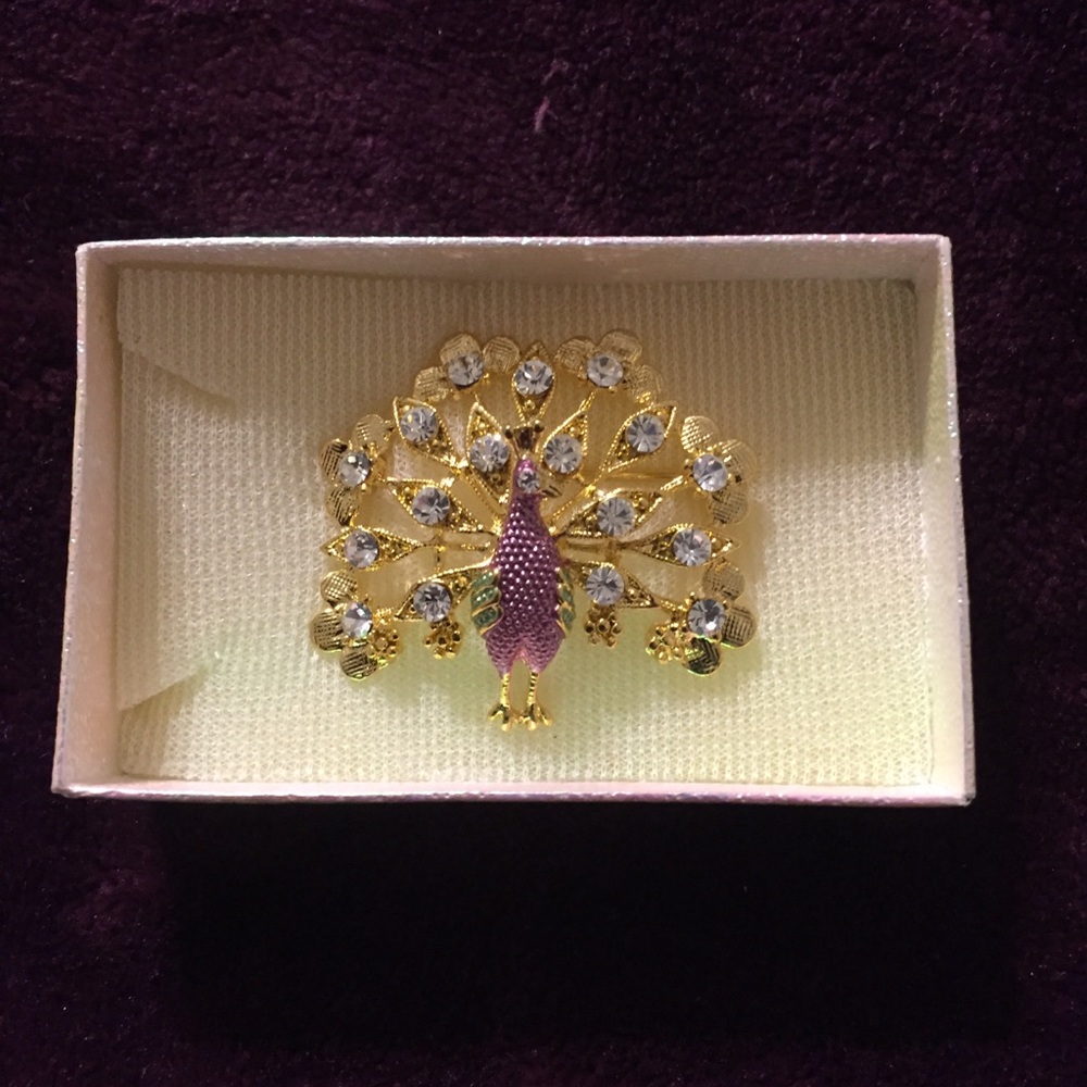 Peacock brooche